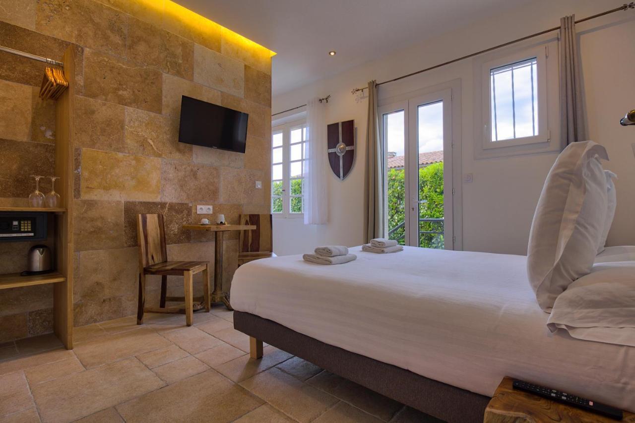 Good Knight Hotel Carcassonne Bagian luar foto
