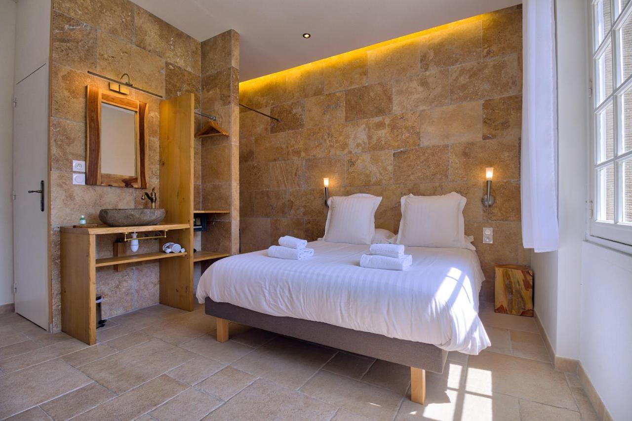 Good Knight Hotel Carcassonne Bagian luar foto