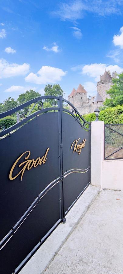 Good Knight Hotel Carcassonne Bagian luar foto